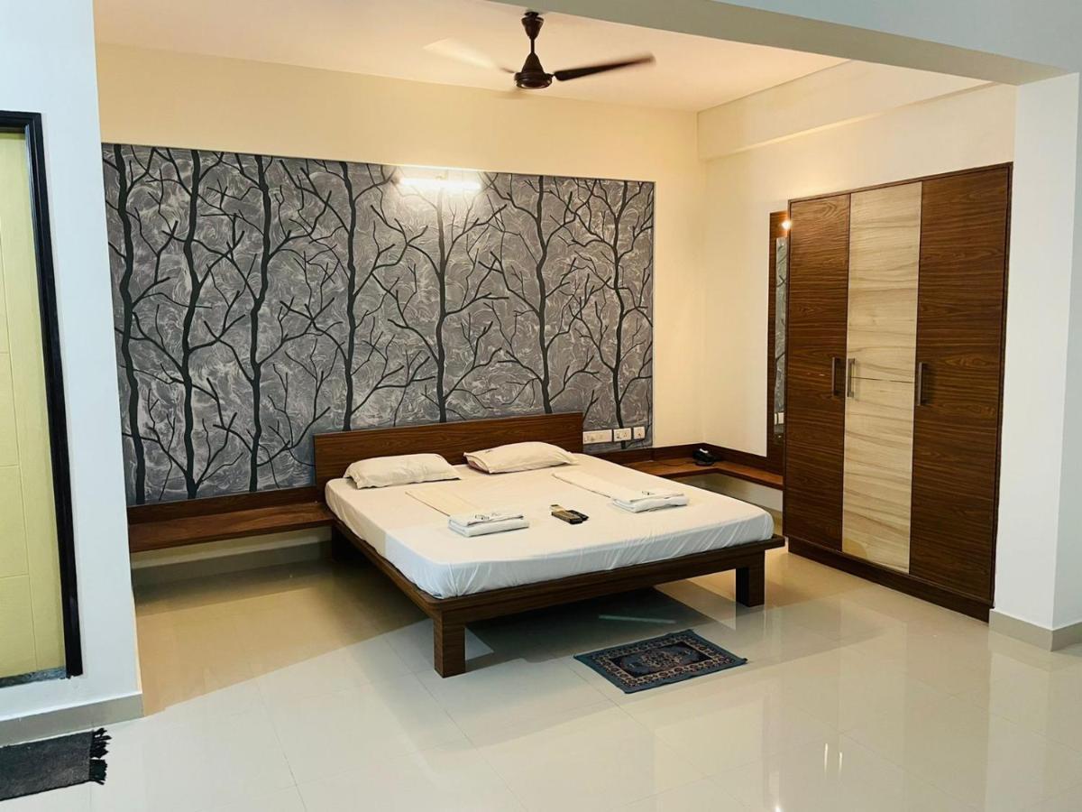 Hotel Radha Pangala Esterno foto