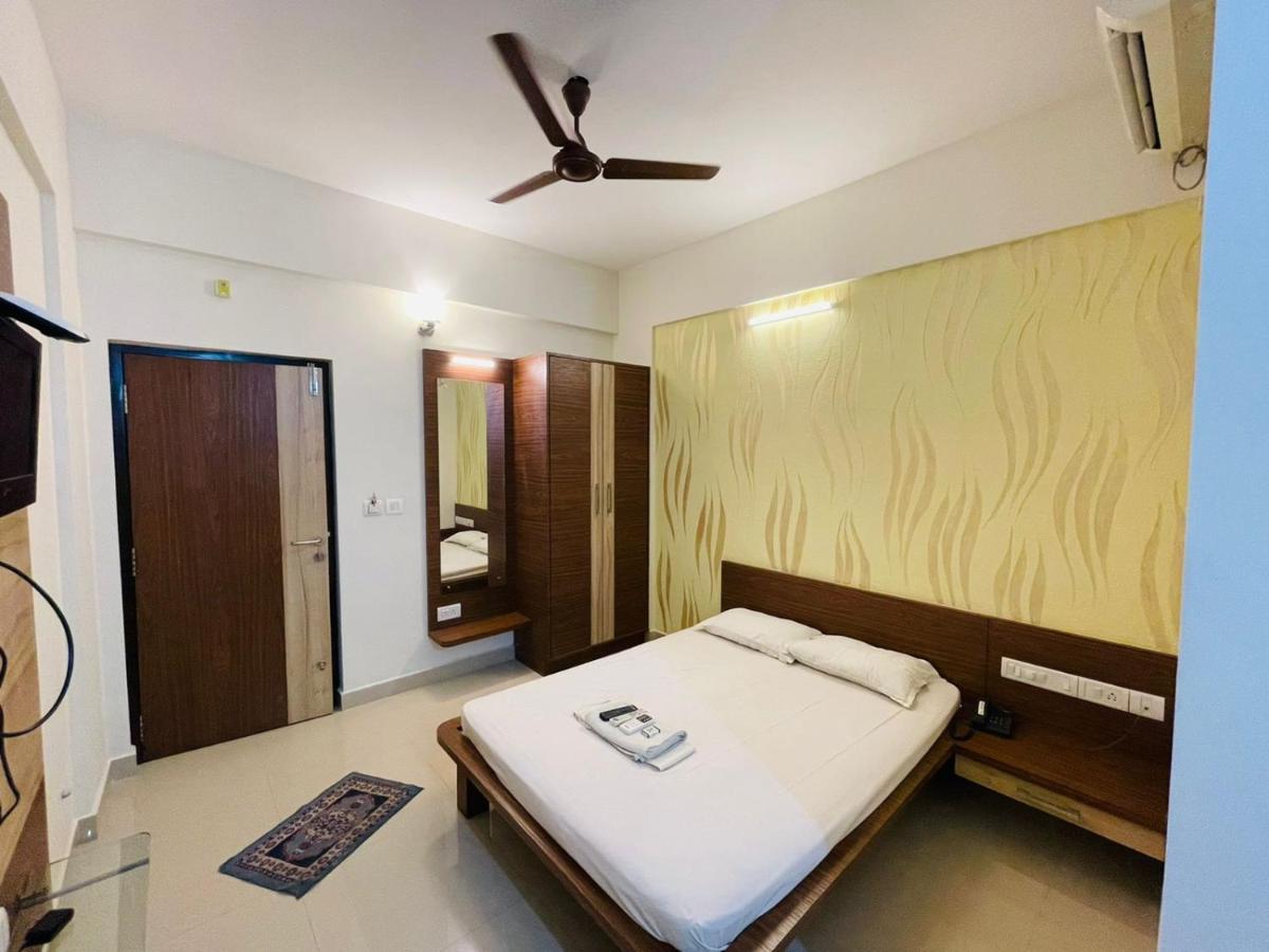 Hotel Radha Pangala Esterno foto